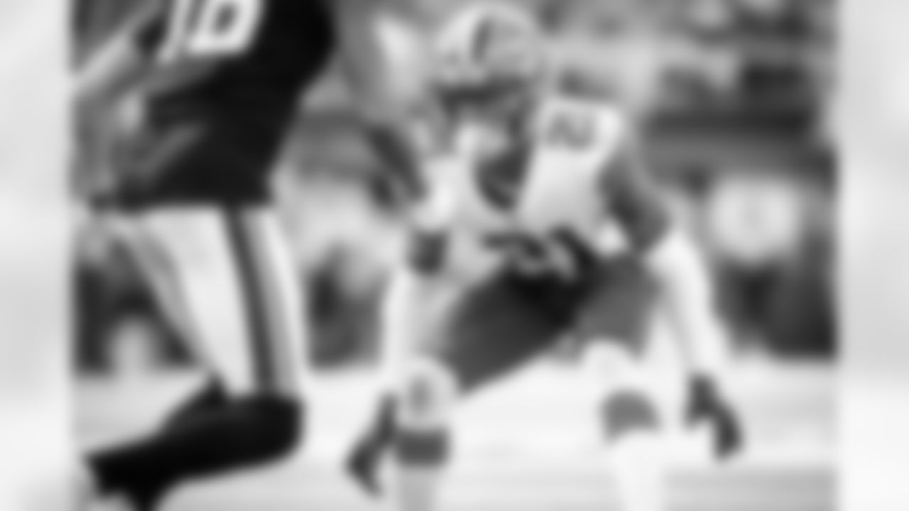 Cornerback Denzel Ward (21) during a NFL football game between the Cleveland Browns and Minnesota Vikings on October 3, 2021 at US Bank Stadium. The Browns won 14-7.