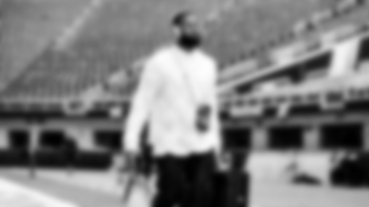 The Cleveland Browns prepare to face the Minnesota Vikings.