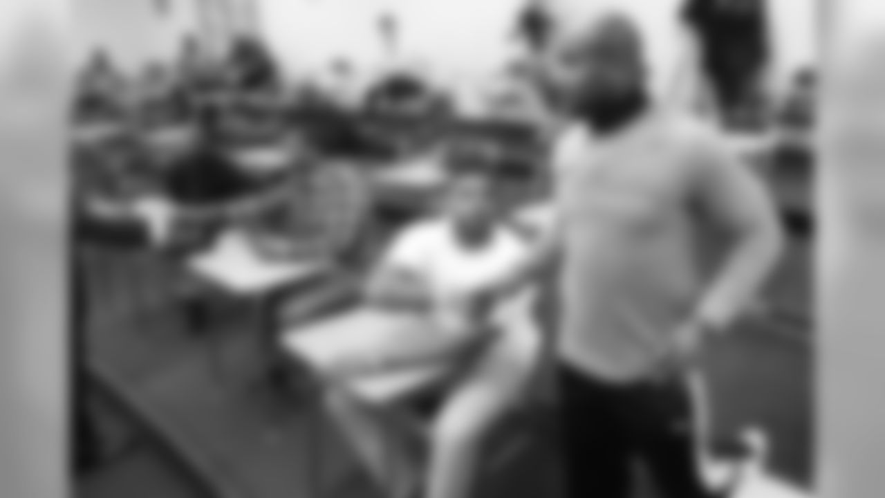 Cleveland Browns visit Ginn Academy
