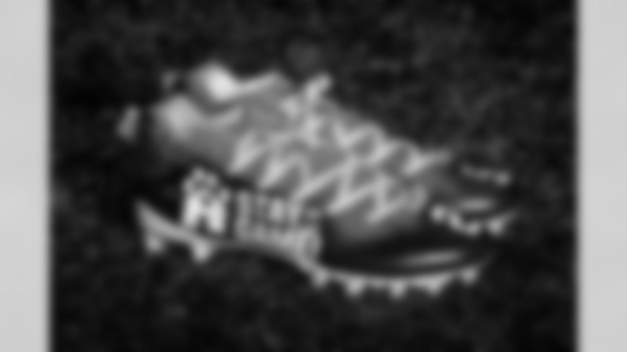 2022 My Cause My Cleats Photoshoot - Running back Demetric Felton (25) - Stay in the Game!