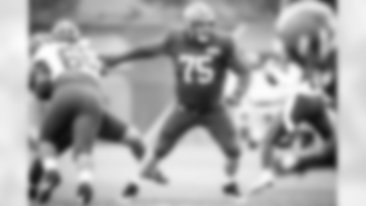 Offensive guard Joel Bitonio (75) during practice on October 28, 2020