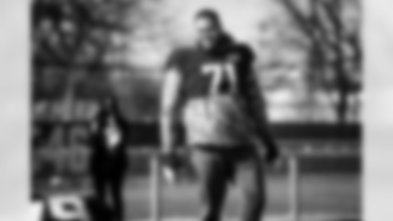 Offensive tackle Jedrick Wills Jr. (71) during practice at CrossCountry Mortgage Campus on November 9, 2022.
