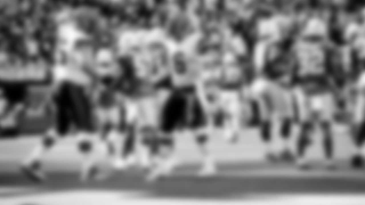 The Cleveland Browns play the Los Angeles Chargers in Week 5 of the 2021 season.