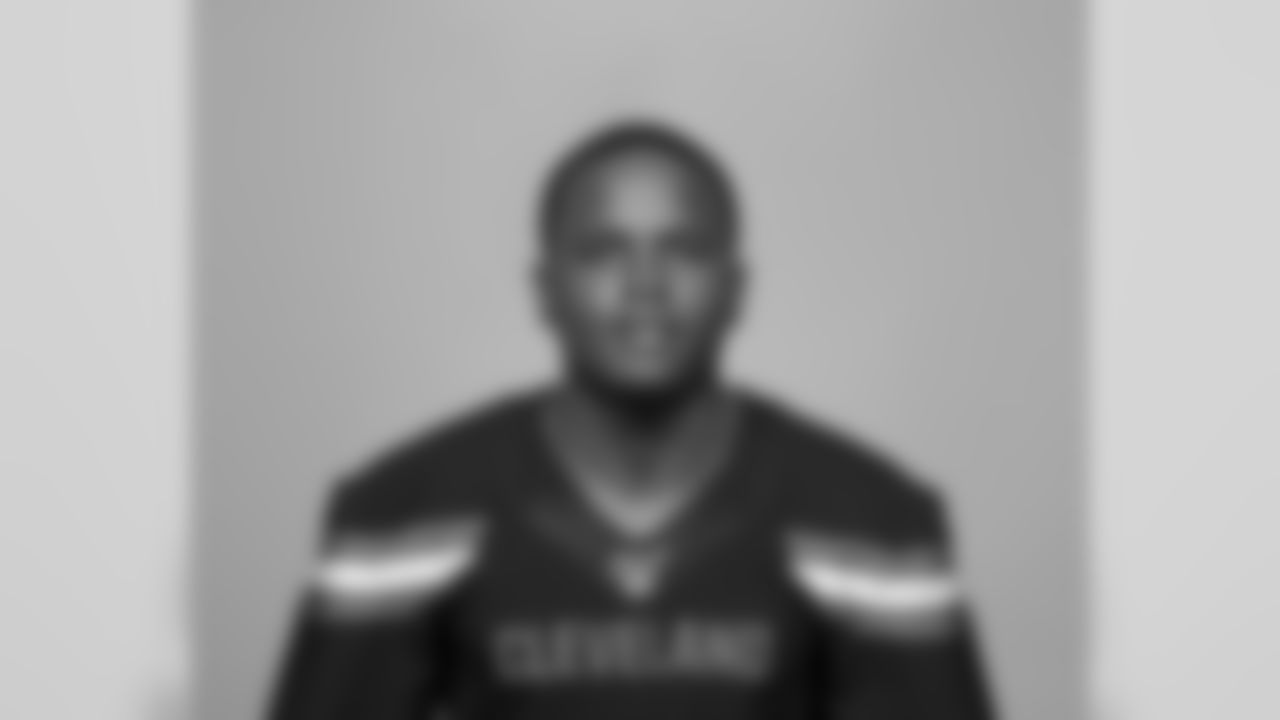 Wide receiver Antonio Callaway (11)