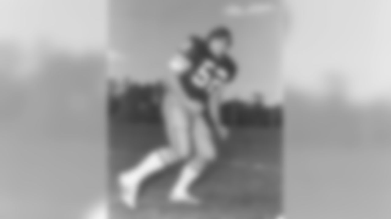 Dick Ambrose (290) 12th Round 1975