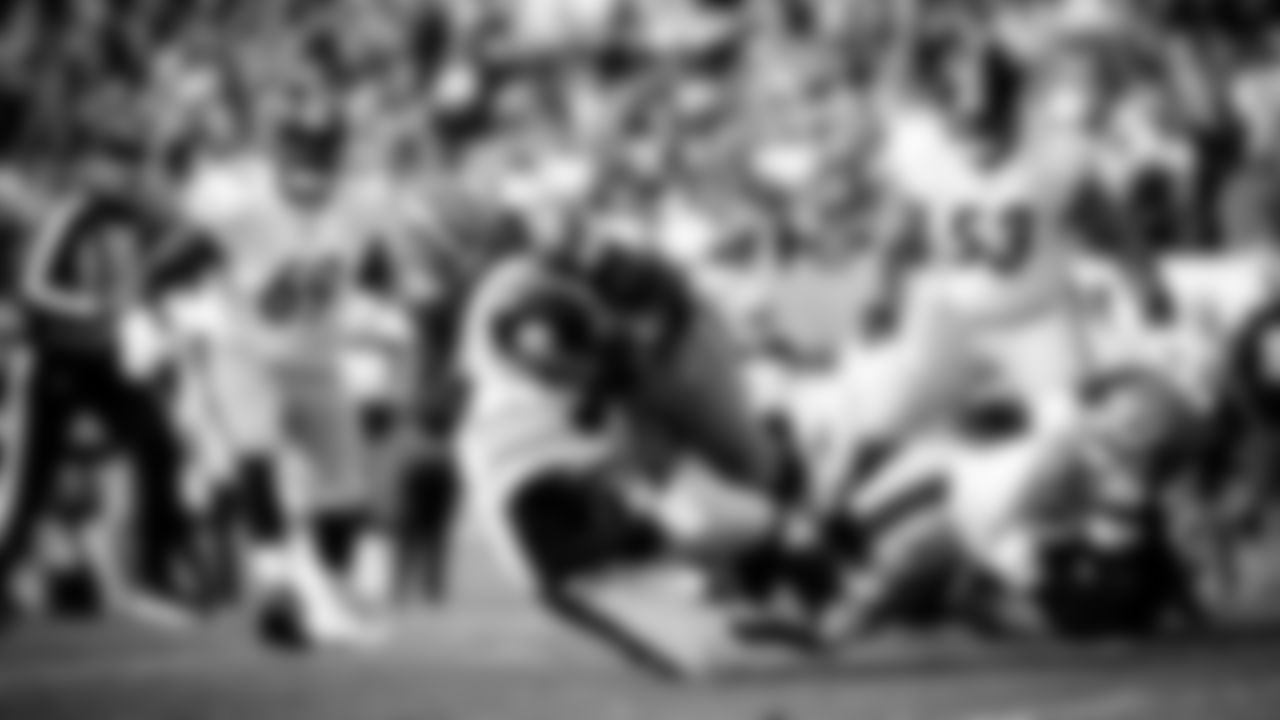 The Cleveland Browns play the Pittsburgh Steelers at FirstEnergy Stadium in Week 8 of the 2021 NFL season.