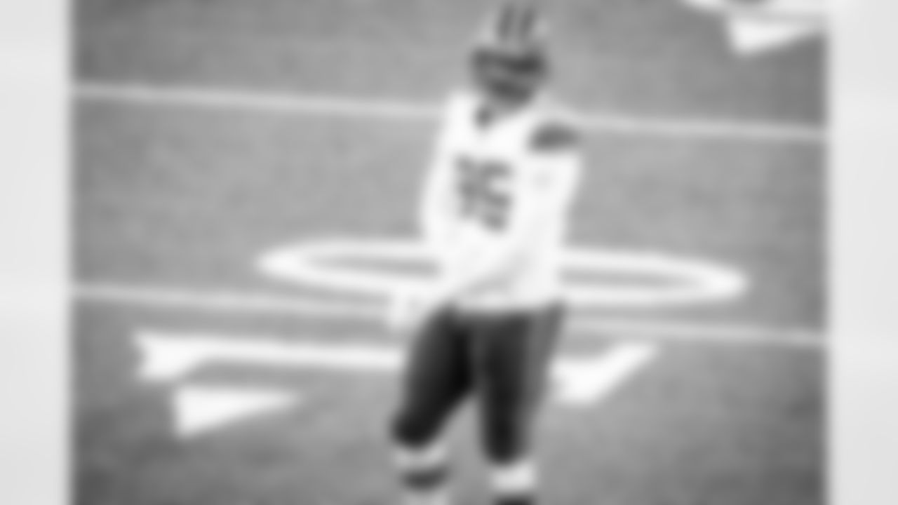 Defensive end Myles Garrett (95) before a NFL football game between the Cleveland Browns and New York Giants on December 20, 2020 on Sunday Night Football at MetLife Stadium. The Browns won 20-6.