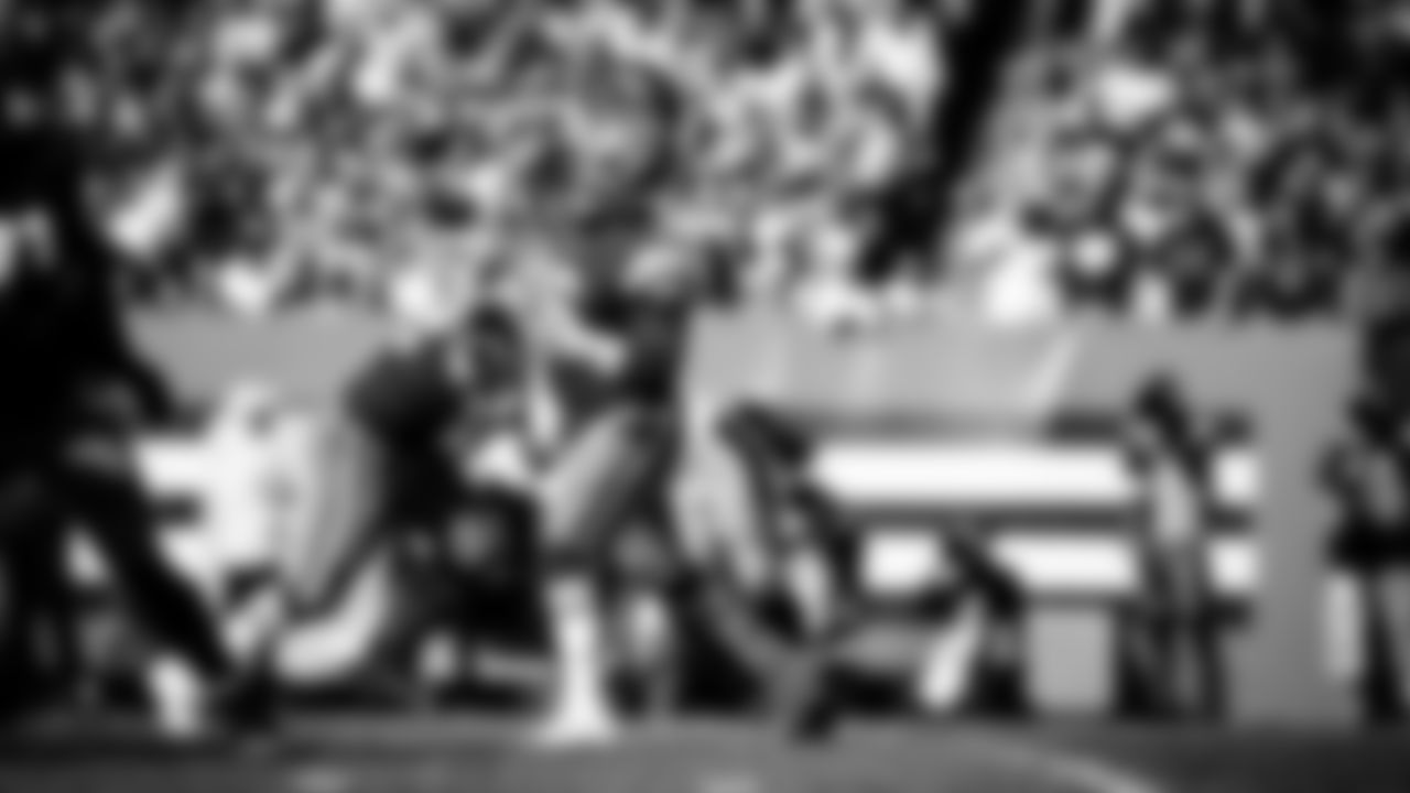 The Cleveland Browns play the Pittsburgh Steelers at FirstEnergy Stadium in Week 8 of the 2021 NFL season.
