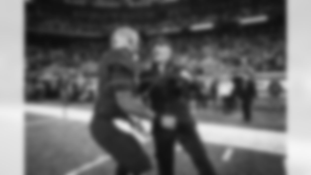 The Browns celebrate after a win over the Tampa Bay Buccaneers on November 27, 2022 at FirstEnergy Stadium.