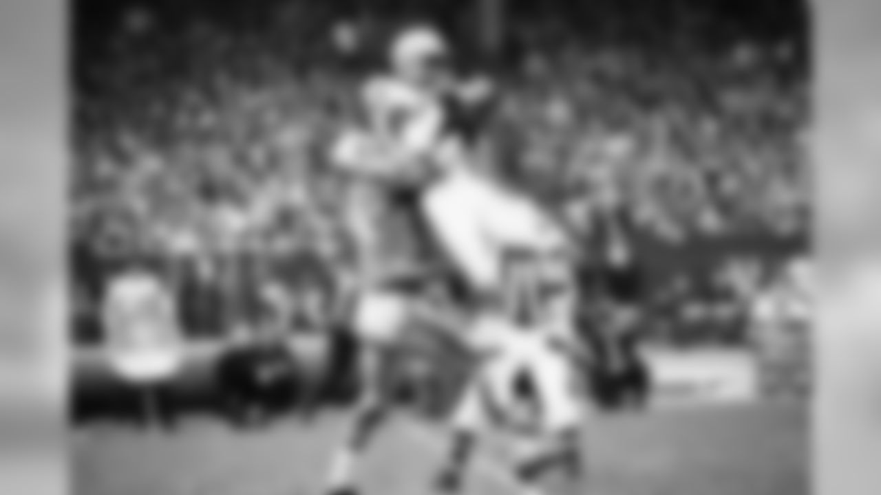 Paul Warfield