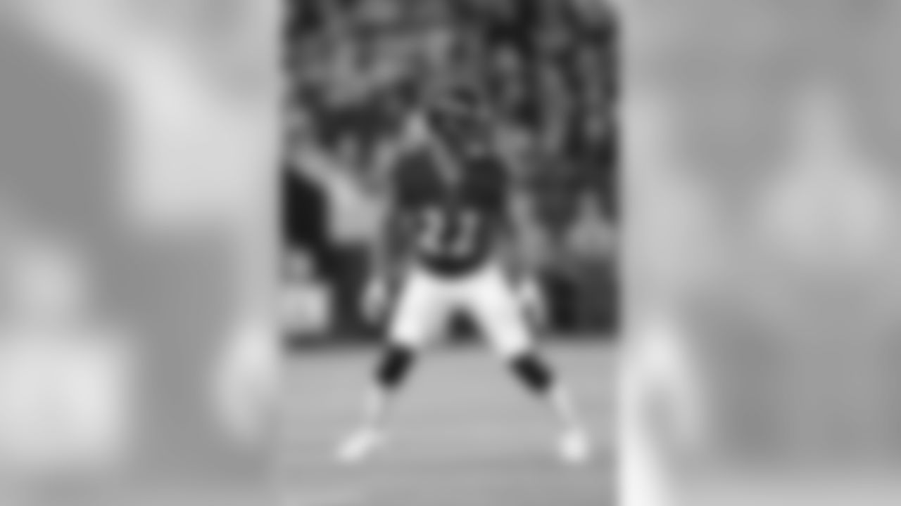 Baltimore Ravens cornerback Jimmy Smith (22) drops into coverage in an NFL divisional playoff football game against the Tennessee Titans, Saturday, Jan. 11, 2020 in Baltimore. The Titans defeated the Ravens 28-12