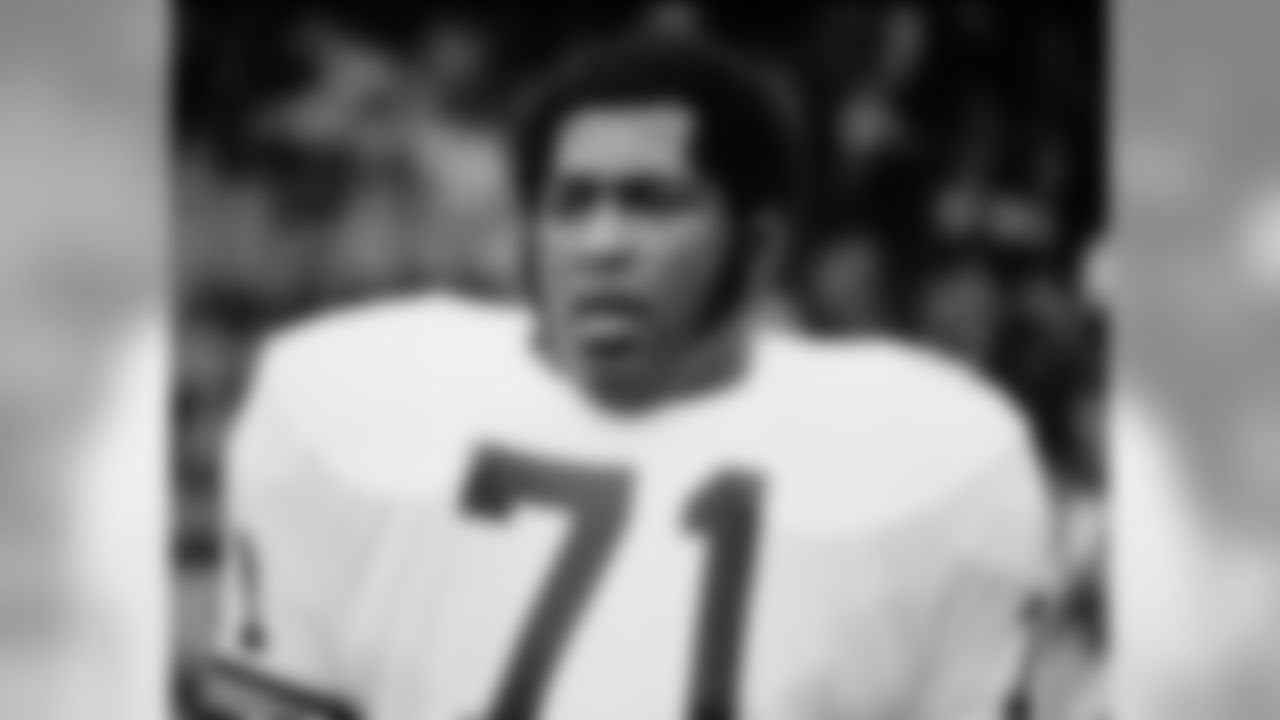 3) Walter Johnson (1965-76) - 58 sacks