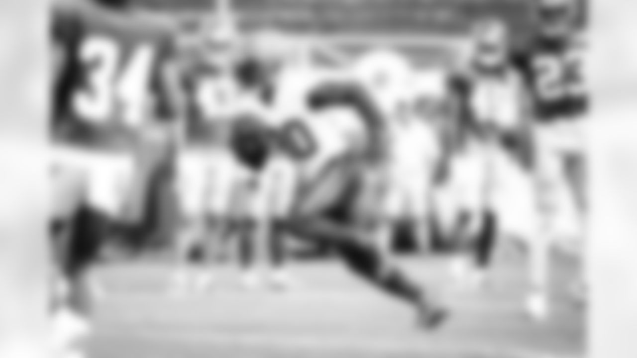 Wide receiver Jarvis Landry (80) during the first day of joint practices with the New York Giants on August 19, 2021.