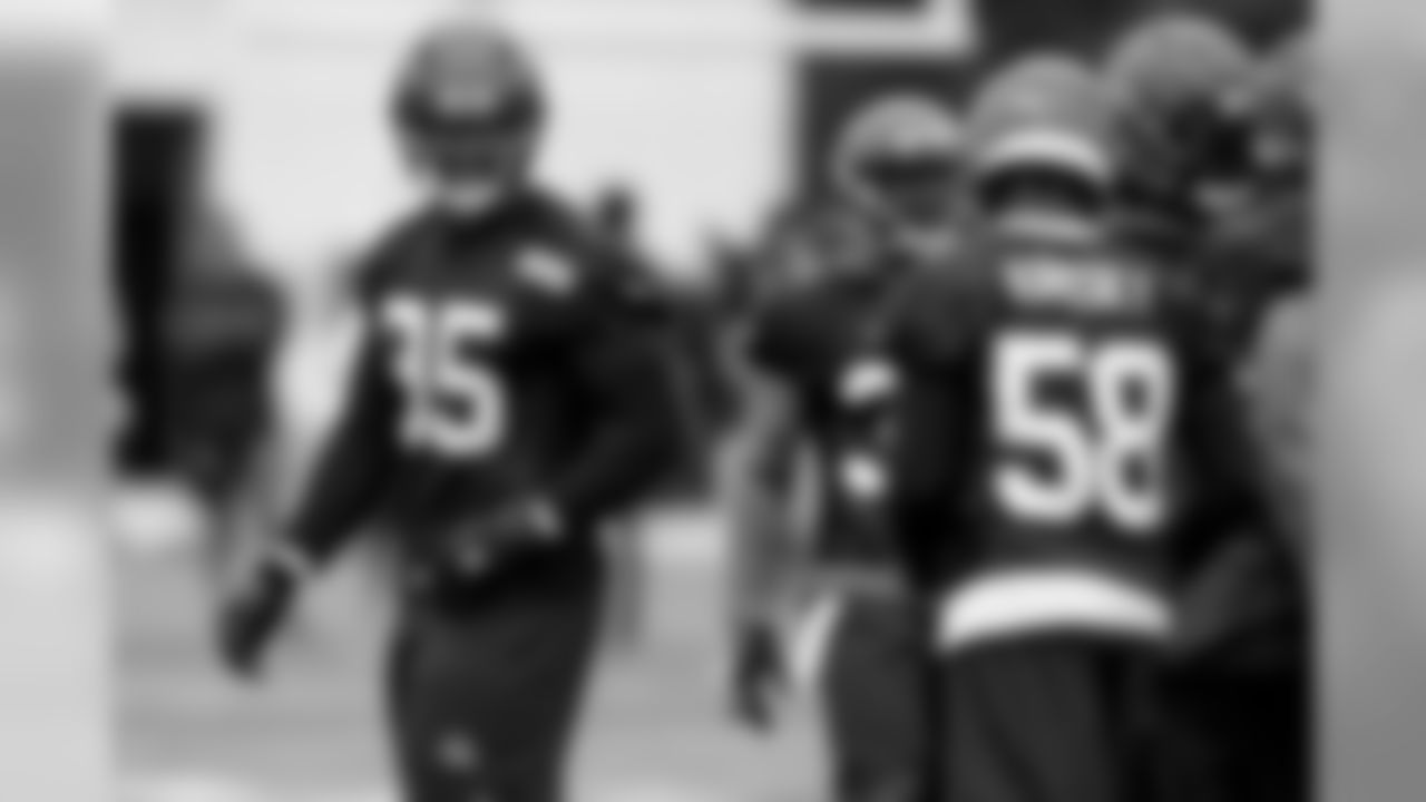 Defensive end Myles Garrett (95) during the first day of minicamp on June 4, 2019.