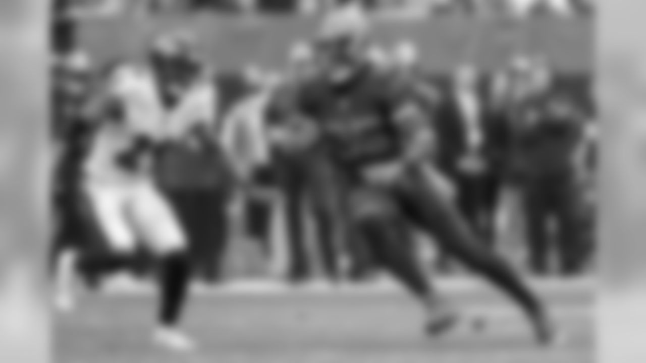 Check out our favorite photos of David Njoku and Myles Garrett