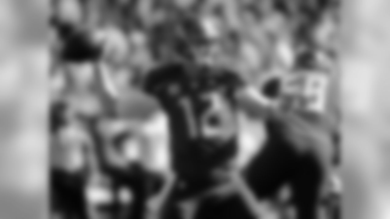 Browns Agree to Terms with QB Josh McCown