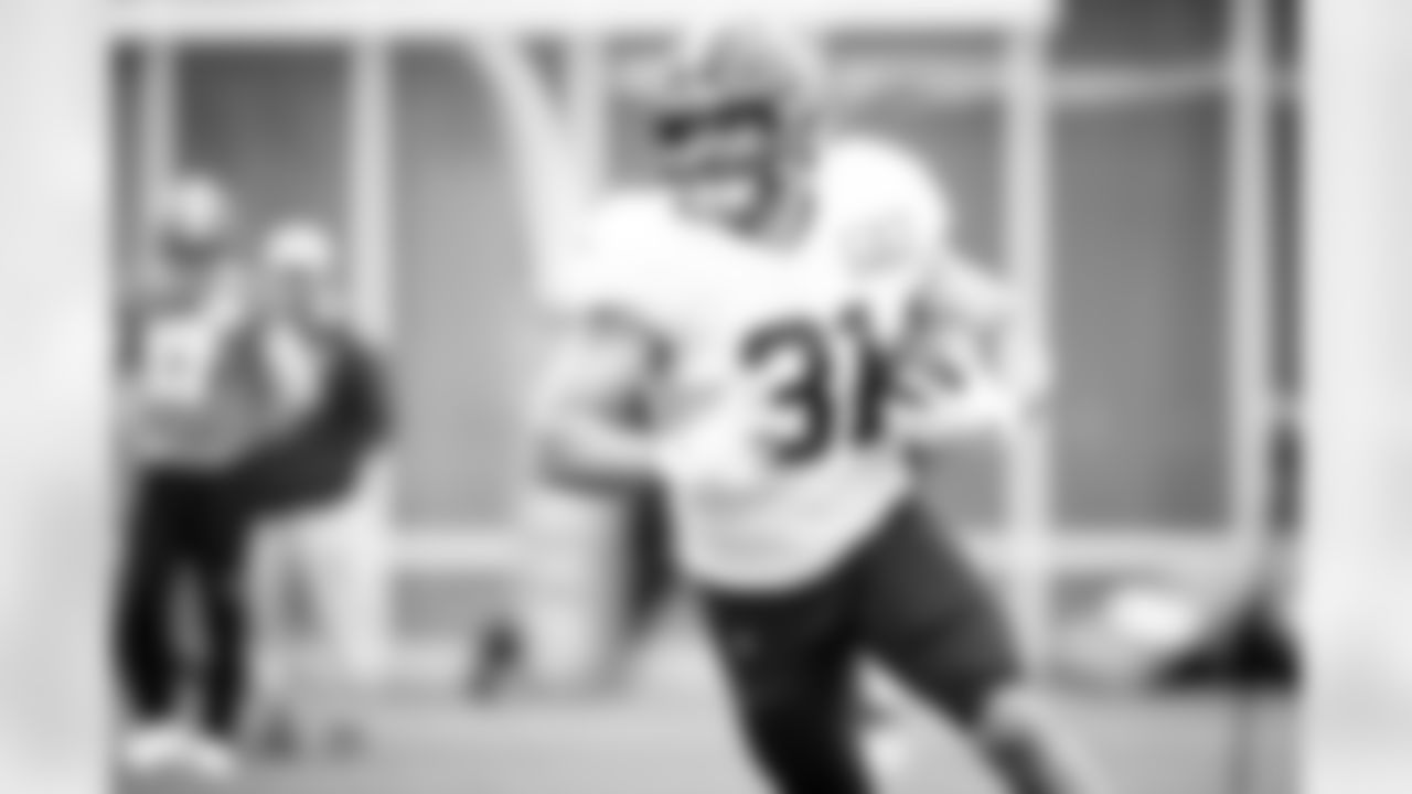 Fullback Andy Janovich (31) during practice on December 30, 2021.