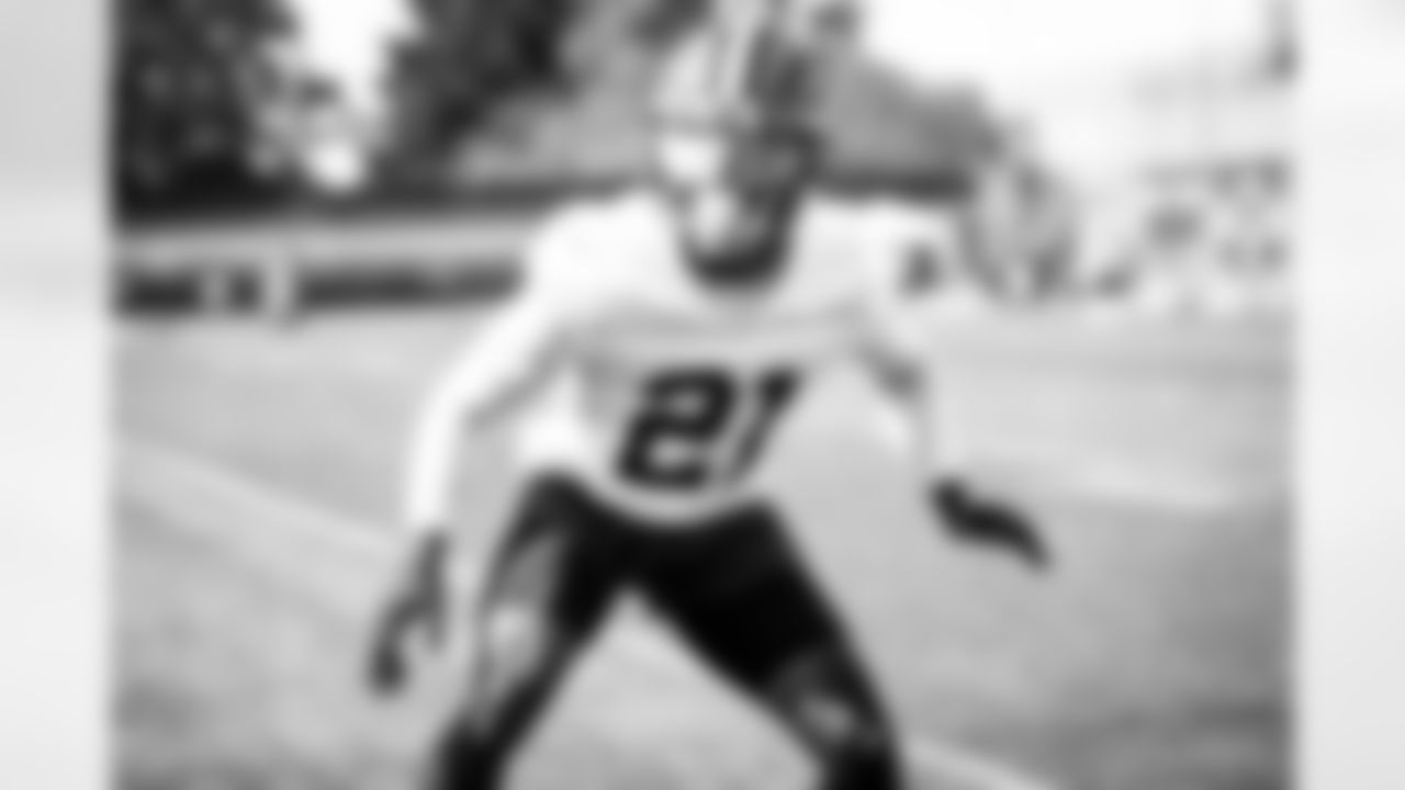 Cornerback Denzel Ward (21) during practice on September 16, 2021.