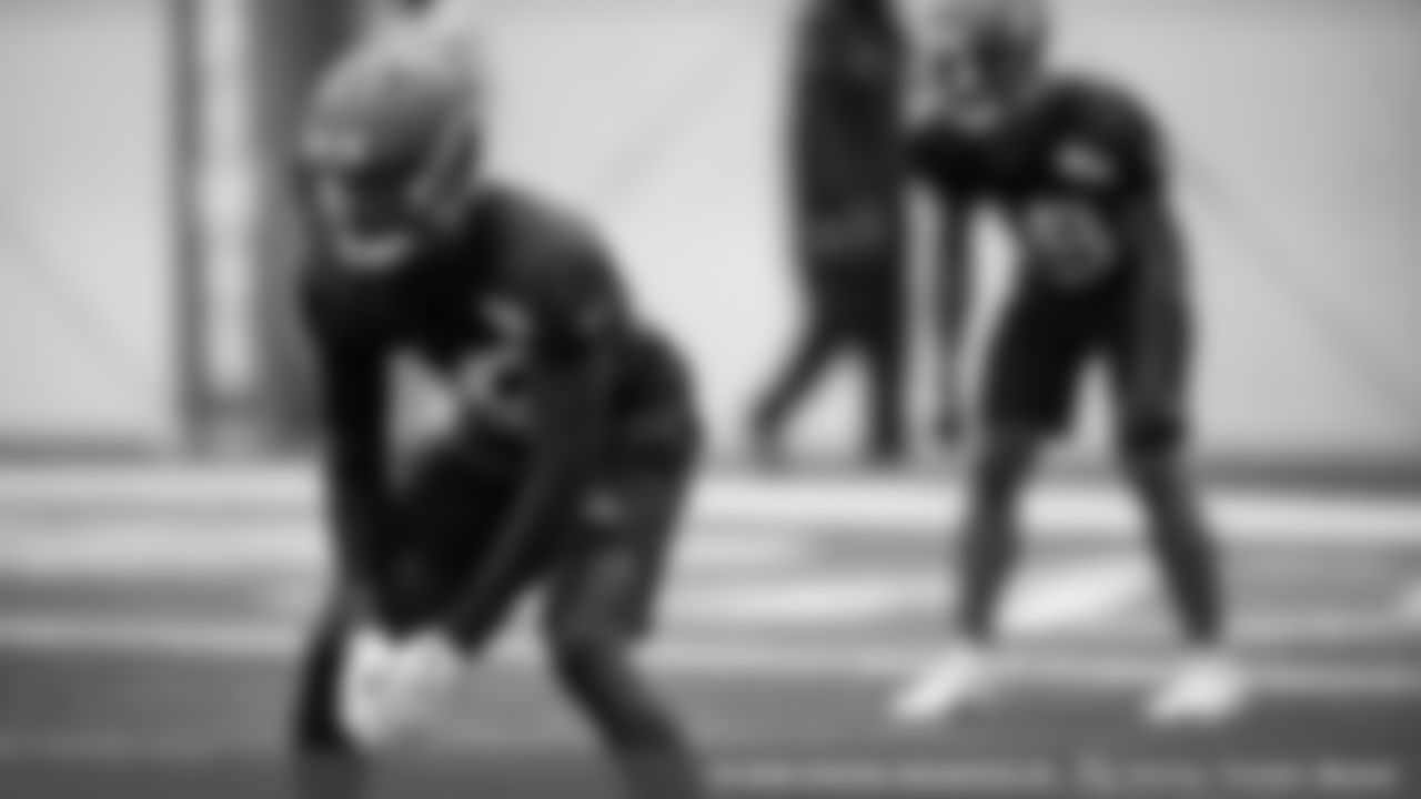 Cornerback Jhavonte Dean (36)