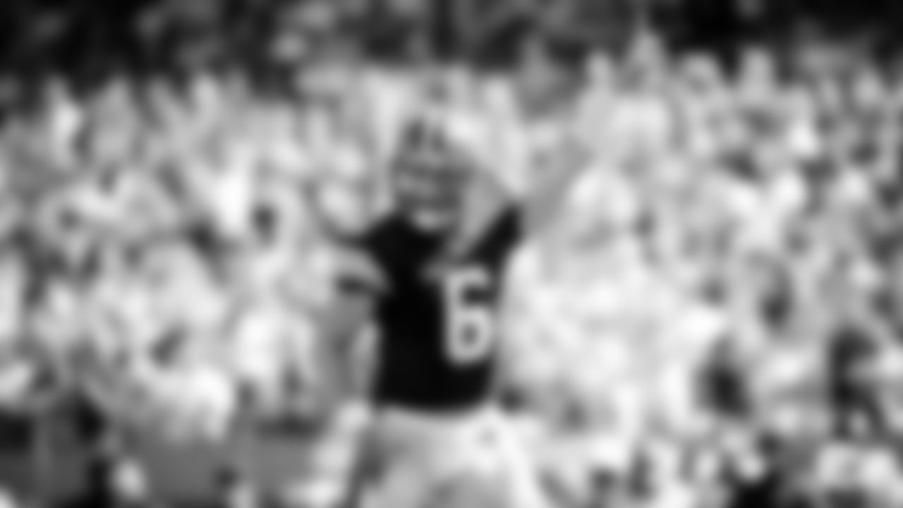 The Cleveland Browns play the Houston Texans at FirstEnergy Stadium in Week 2 of the 2021 season.