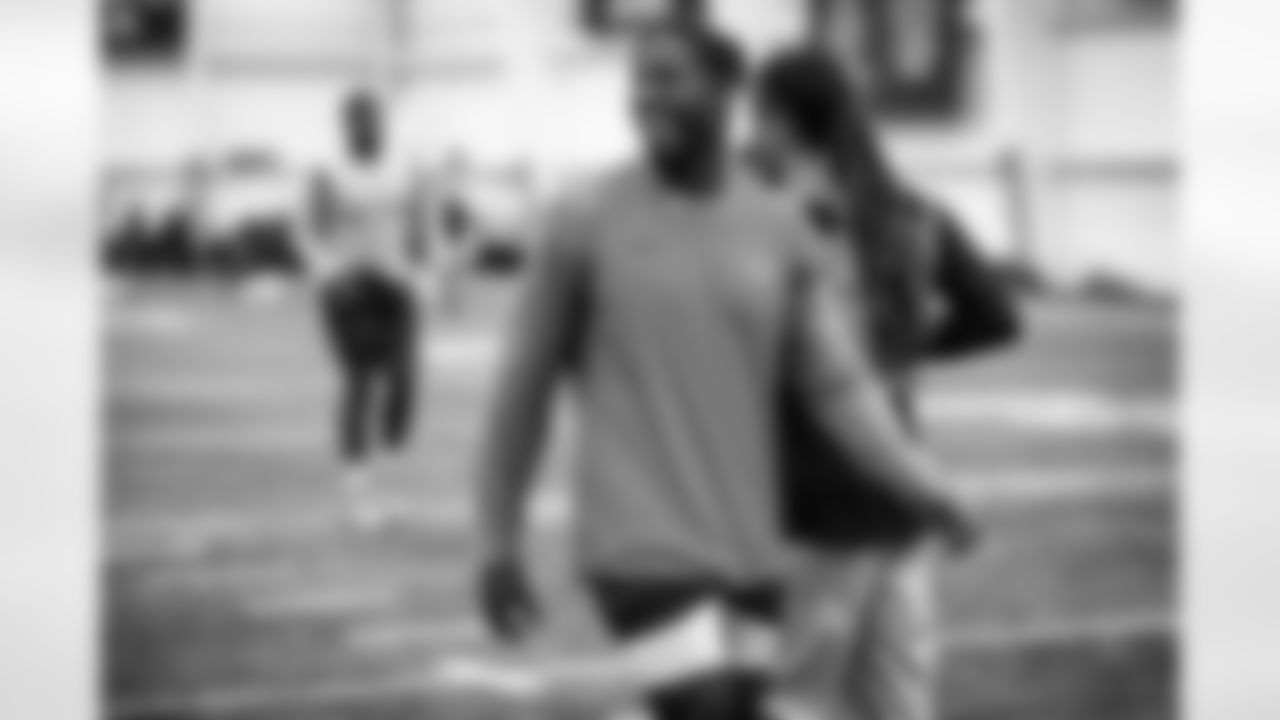 Defensive end Ogbo Okoronkwo (54) during a workout in Phase I of the offseason at CrossCountry Mortgage Campus on April 20, 2023.