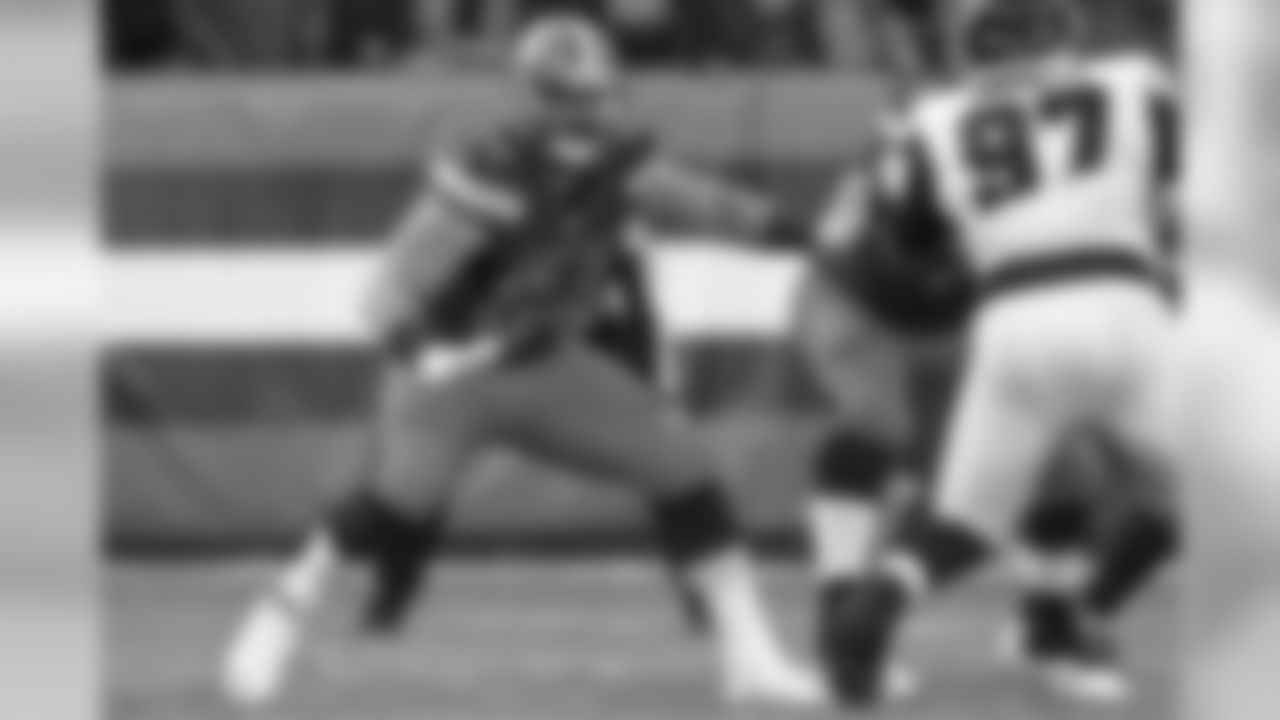 Atlanta Falcons at Cleveland Browns on November 11, 2018 at FirstEnergy Stadium.