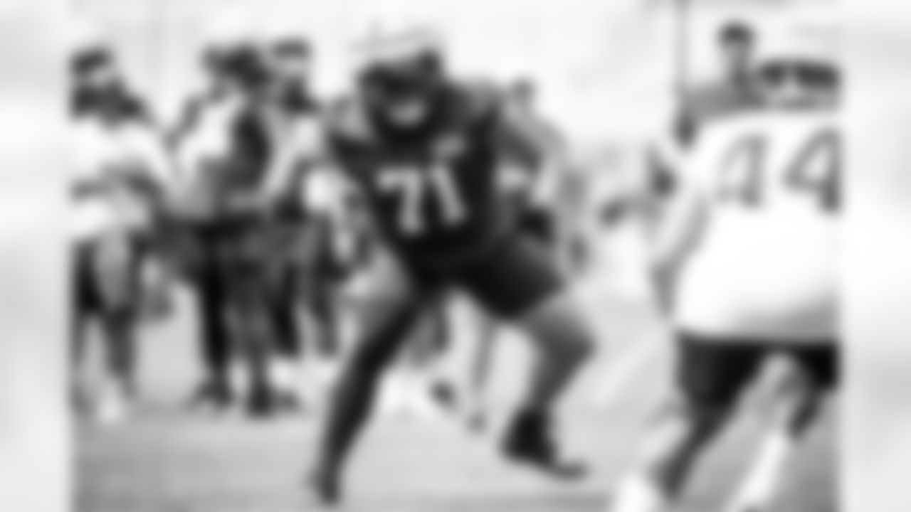 Offensive tackle Jedrick Wills Jr. (71) during the fifth day of training camp at CrossCountry Mortgage Campus on August 1, 2022.