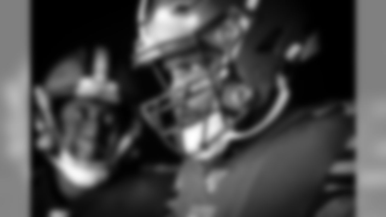 Offensive tackle Greg Robinson (78)