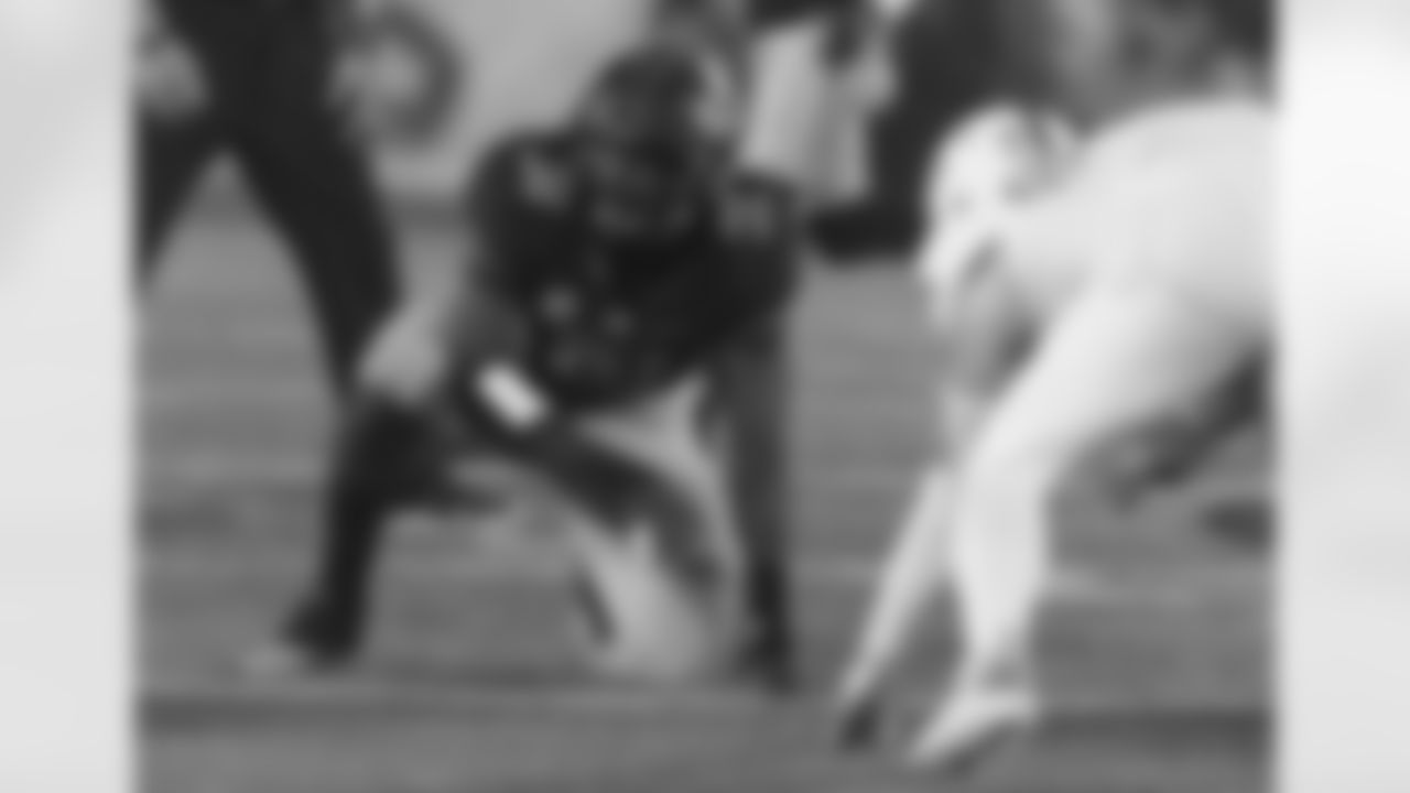 DE Charles Harris (Missouri)