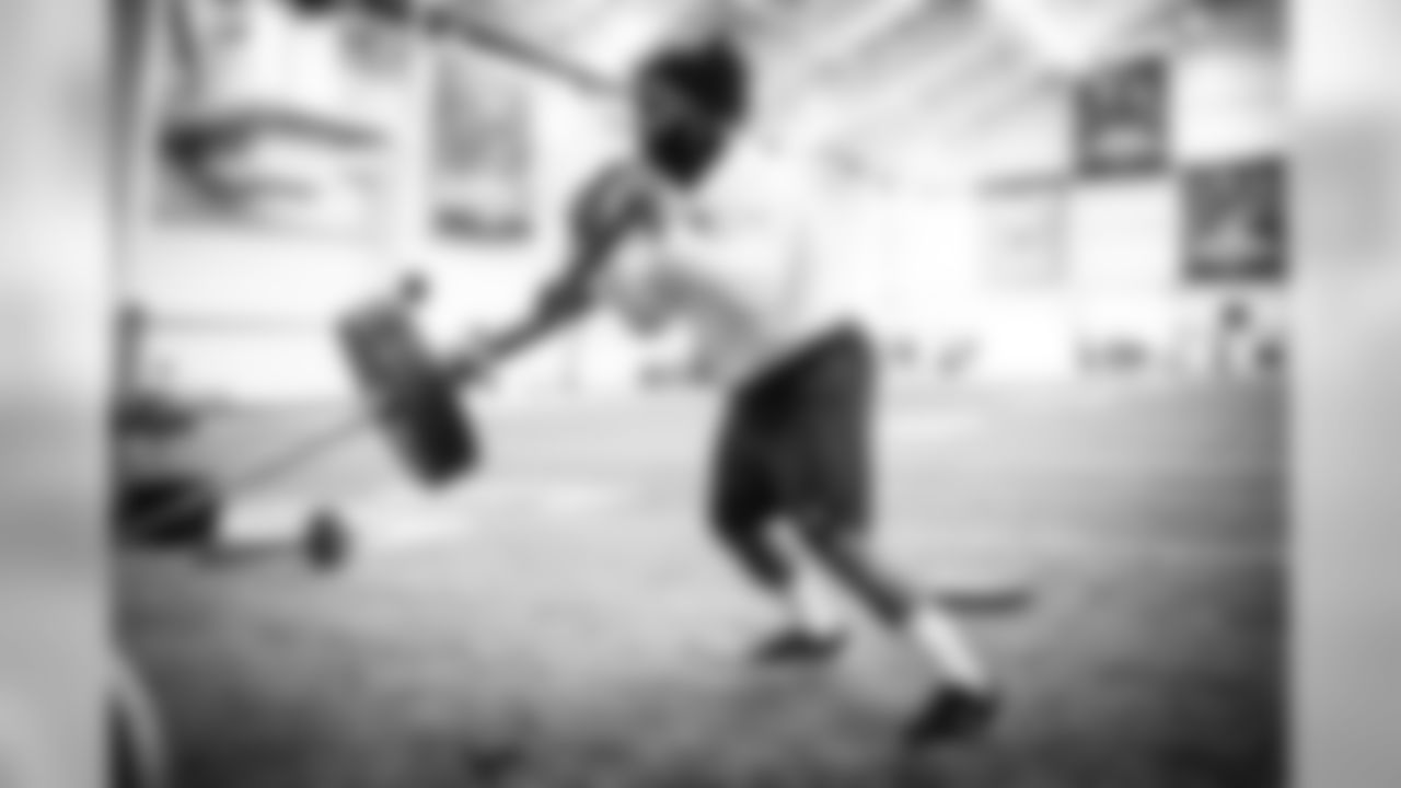 Defensive tackle Sheldon Richardson (98) during workouts on August 11, 2020