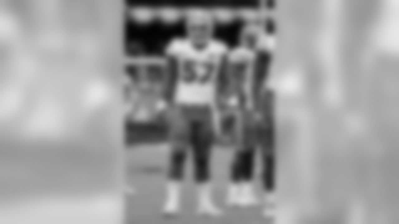 DT Caleb Brantley (Florida) - Round 6, Pick 185
