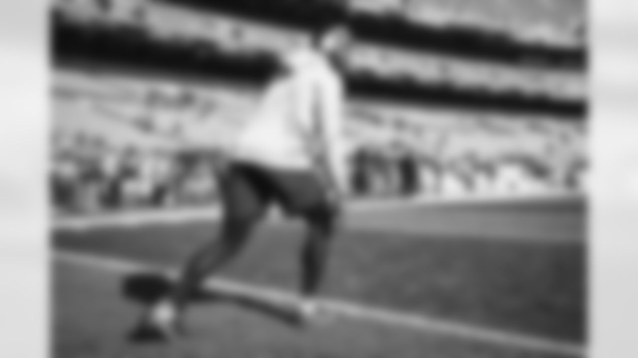 Wide receiver Donovan Peoples-Jones (11) before a NFL football game between the New England Patriots and Cleveland Browns on October 16, 2022 at FirstEnergy Stadium.