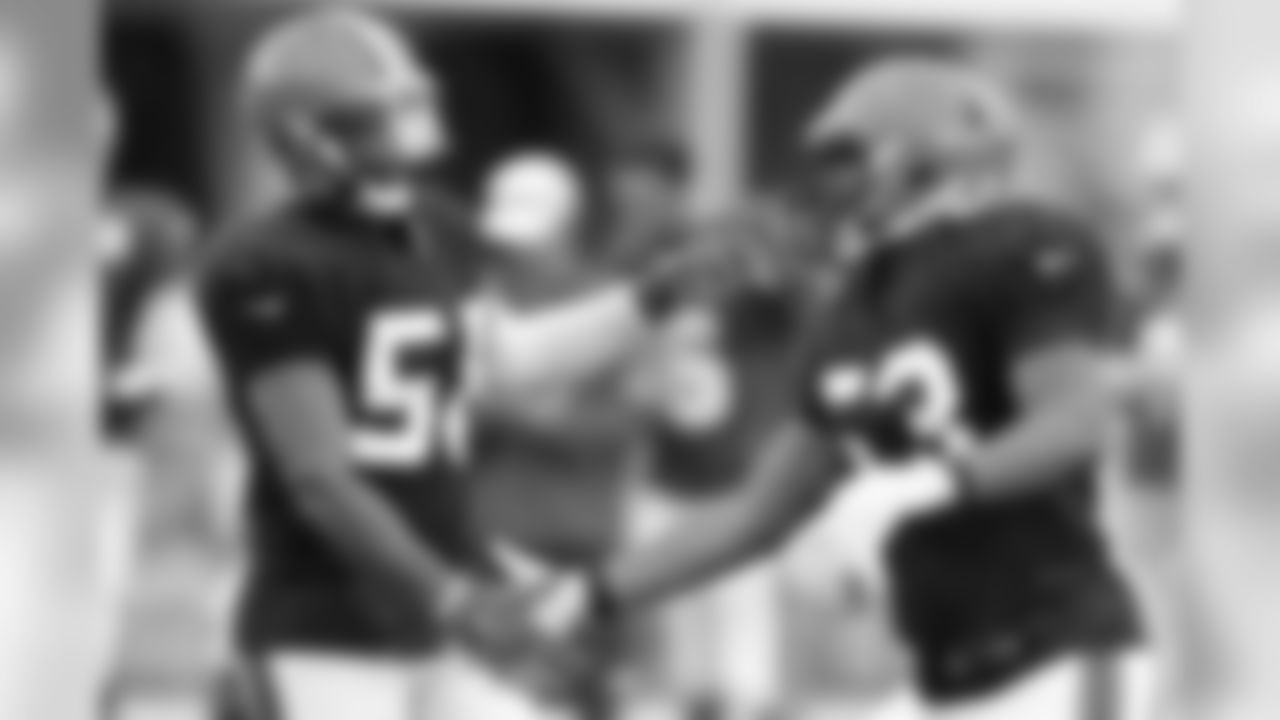 LB Chris Kirksey and Craig Robertson