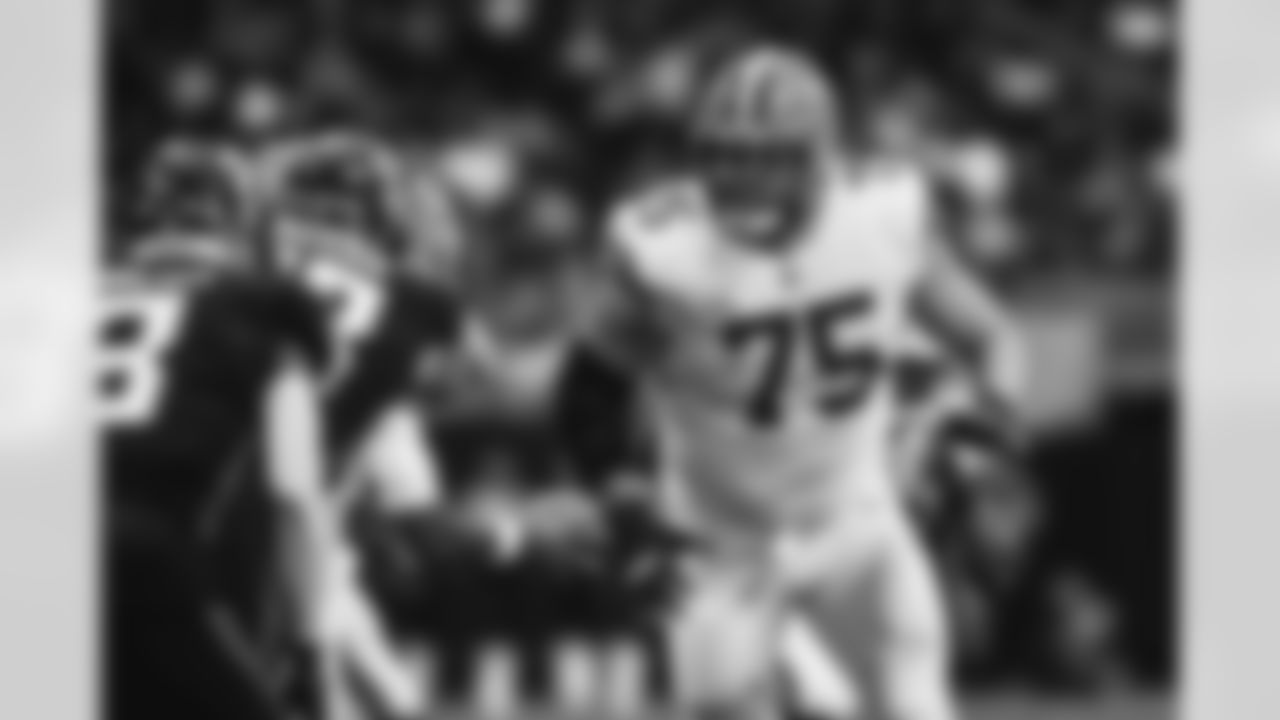 Offensive guard Joel Bitonio (75) during a NFL football game between the Cleveland Browns and Atlanta Falcons on October 2, 2022 at Mercedes-Benz Stadium.