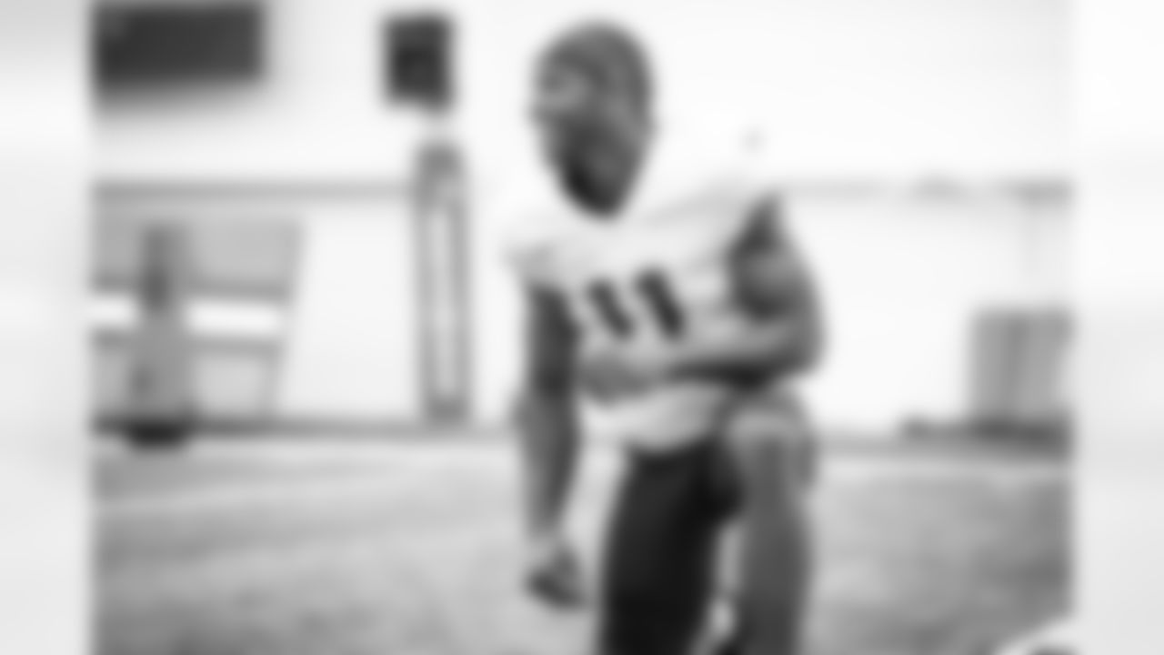 Wide receiver Donovan Peoples-Jones (11) during the twelfth day of training camp on August 11, 2021.