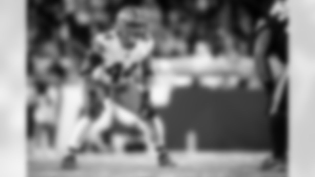 Linebacker Sione Takitaki (44) during a NFL football game between the Cleveland Browns and Buffalo Bills on November 20, 2022 at Ford Field. The Browns lost 23-31.