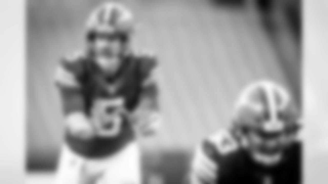 Quarterback Case Keenum (5) during practice on September 4, 2020 at FirstEnergy Stadium.