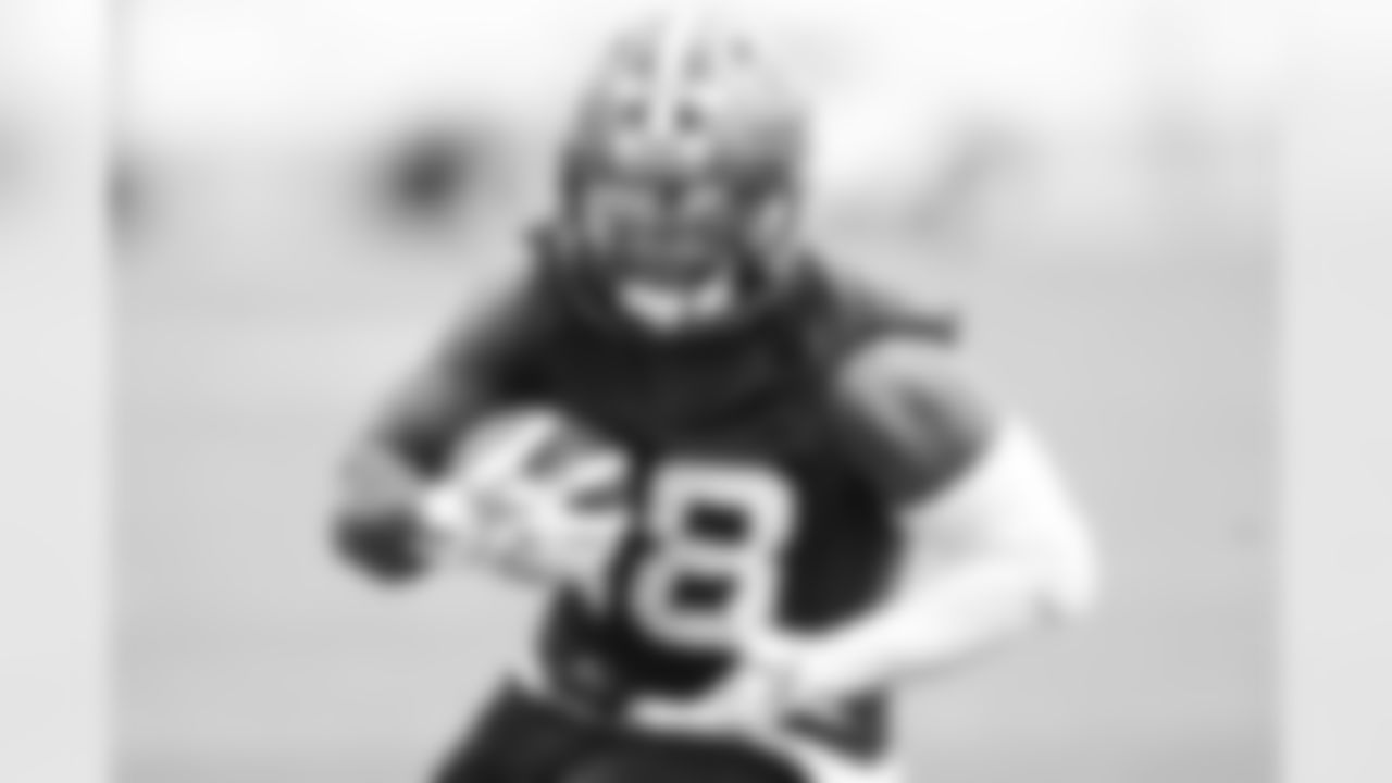 Running back Terrance West runs with the ball during the first Browns OTA of the 2015 season.