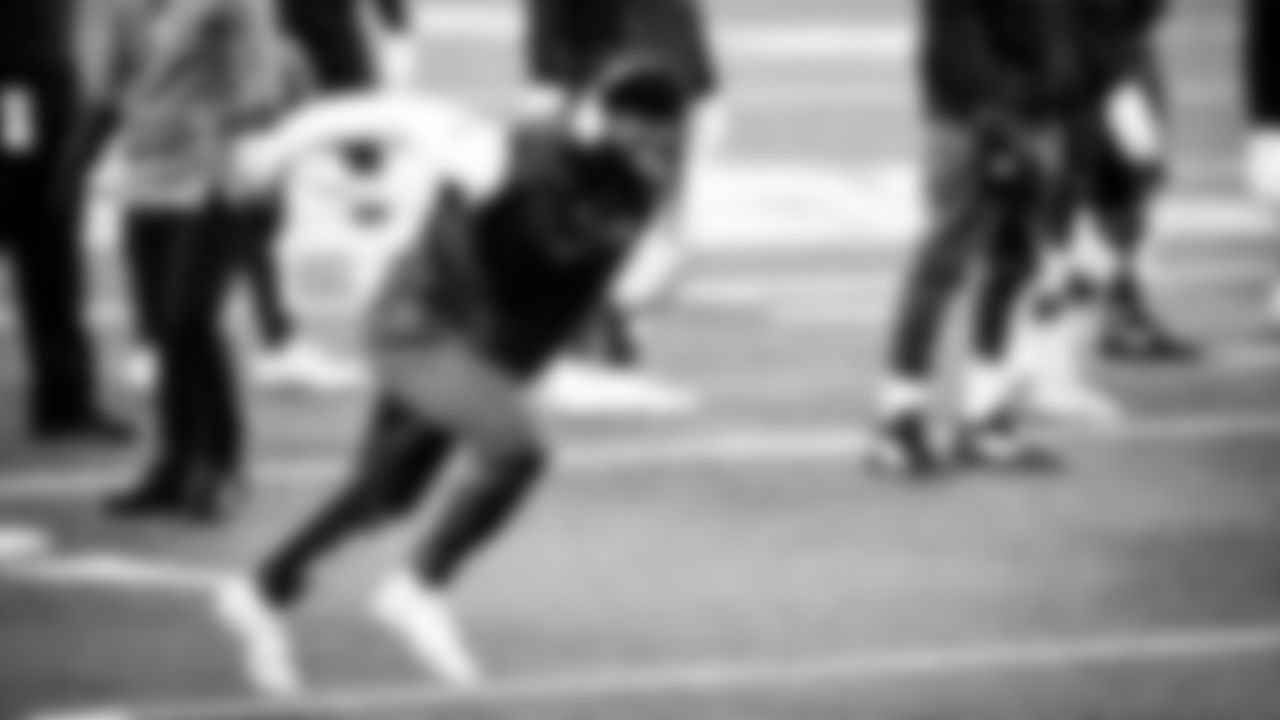 The Cleveland Browns prepare to face the New York Giants.
