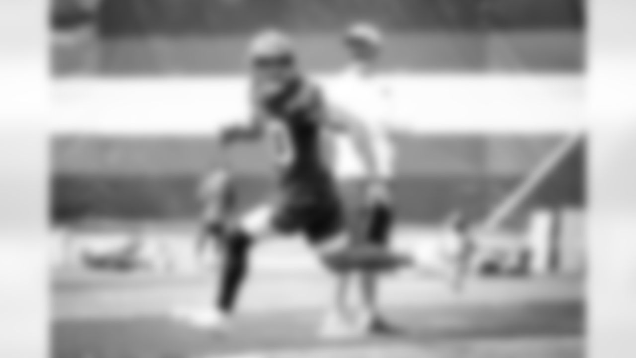 Wide receiver Anthony Schwartz (10) during a quarterback/rookie practice on July 25, 2021.