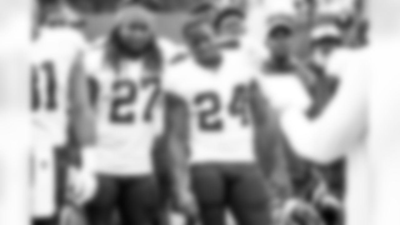 Running Back Kareem Hunt (27) and Running back Nick Chubb (24) during the first day of joint practices with the New York Giants on August 19, 2021.