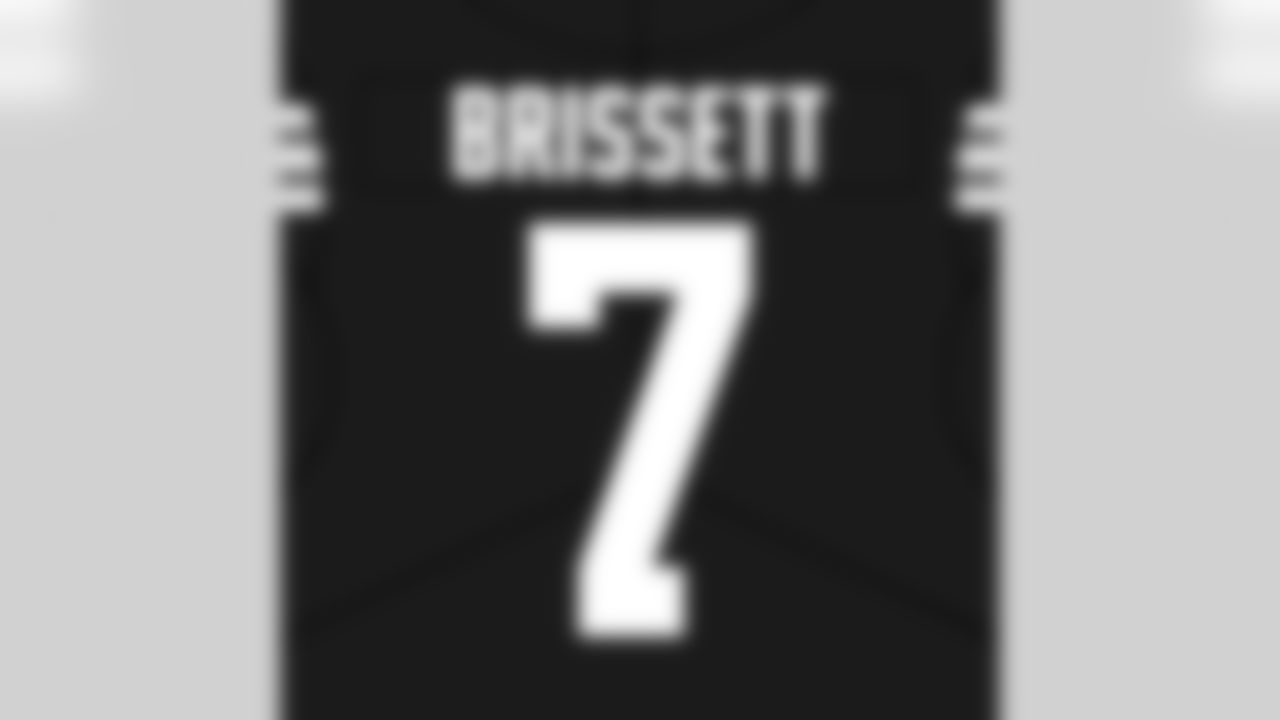 Quarterback Jacoby Brissett (7)