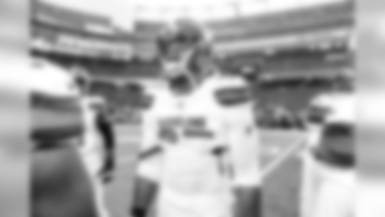 The Cleveland Browns prepare to face the New England Patriots in Week 8.
