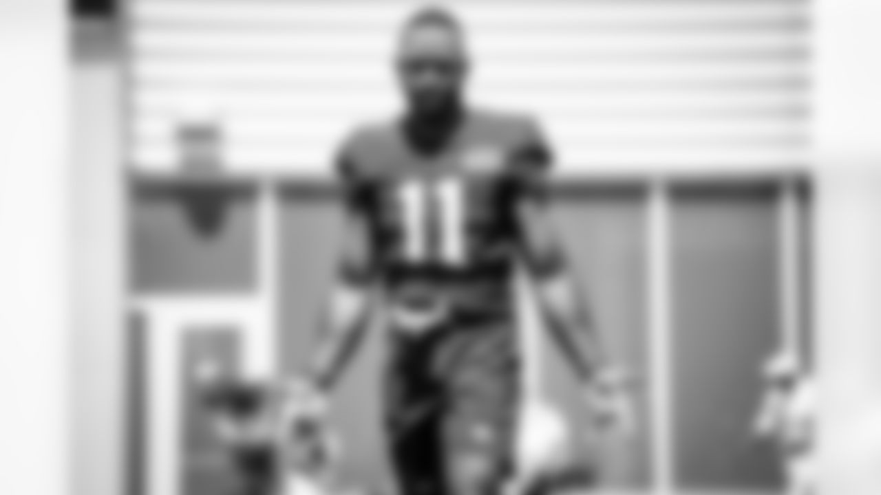 Wide receiver Donovan Peoples-Jones (11) during the fourth day of training camp at CrossCountry Mortgage Campus on July 30, 2022.