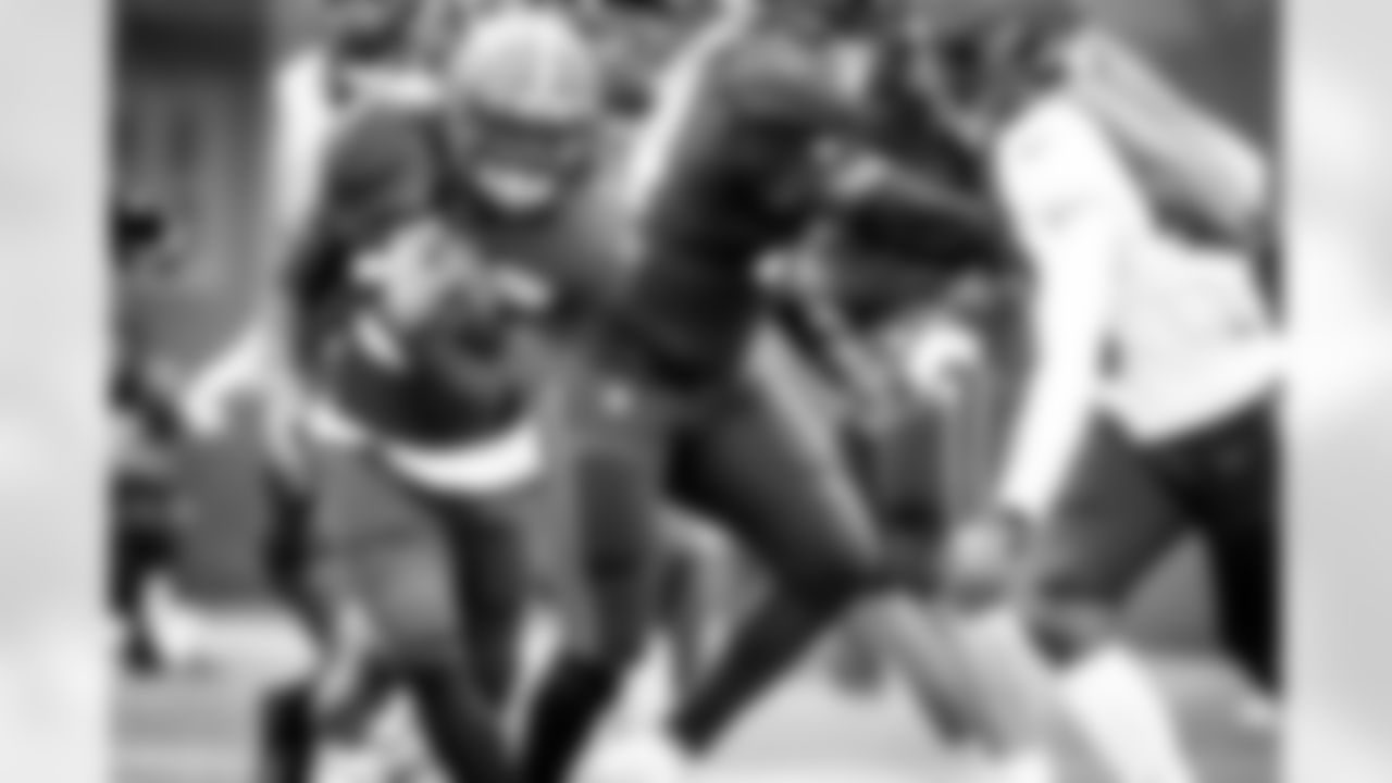 Running Back D'Ernest Johnson (30) during practice on September 30, 2020