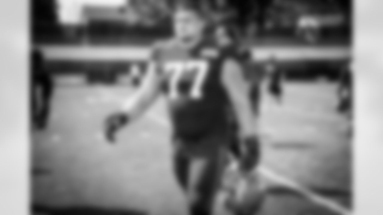 Offensive guard Wyatt Teller (77) during practice on August 27, 2020