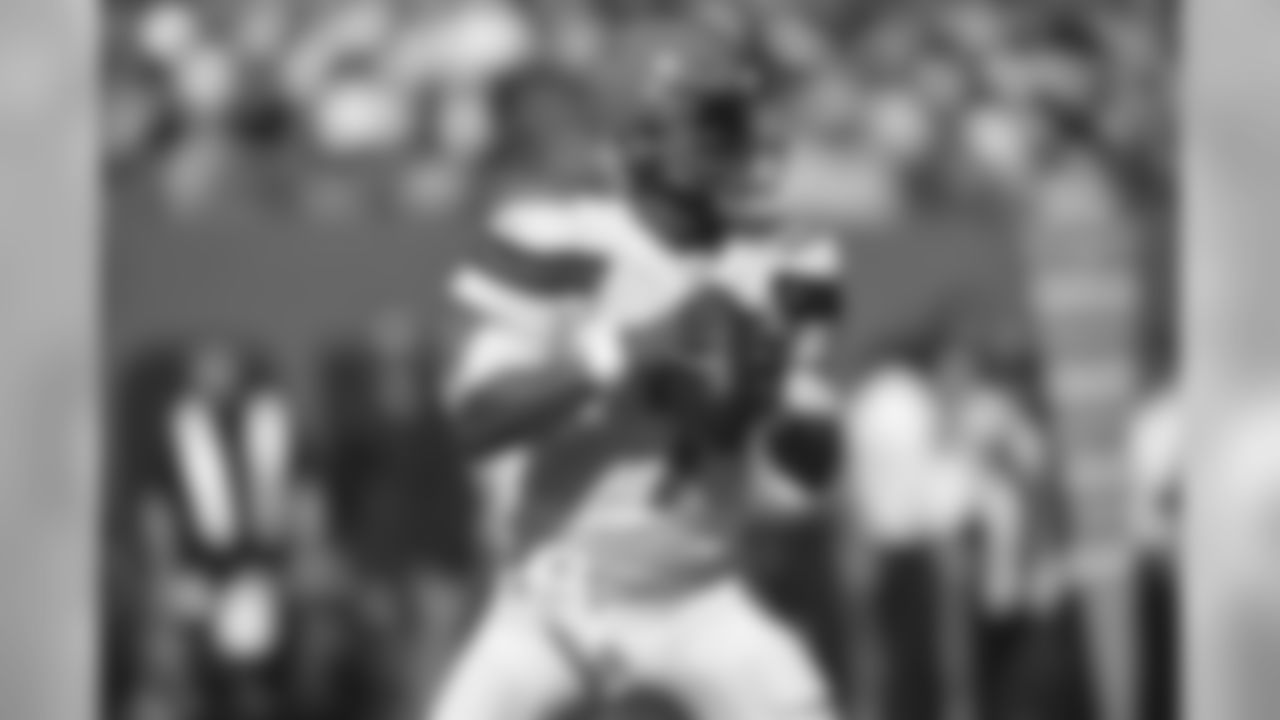 QB DeShone Kizer looks to pass.