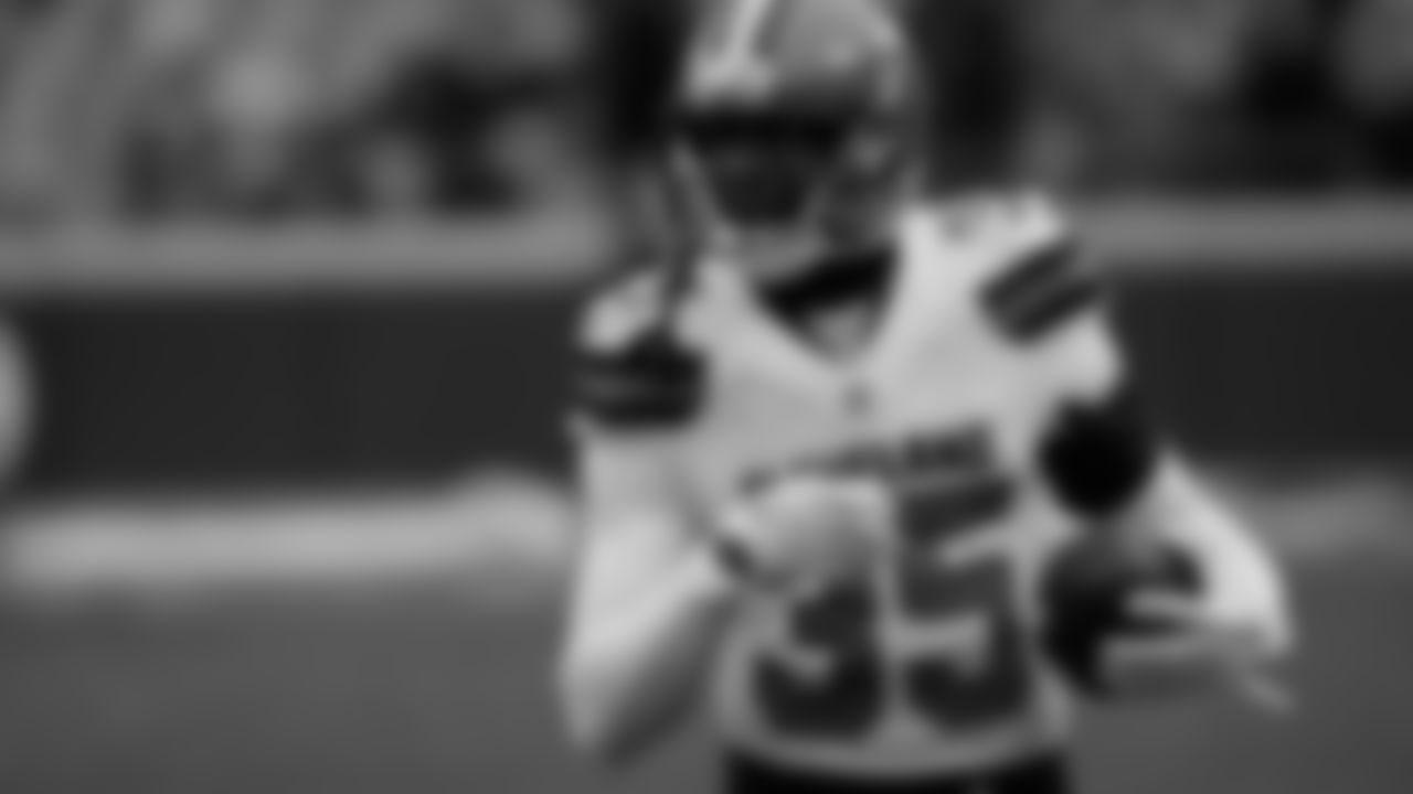 Cleveland Browns defensive back Don Jones