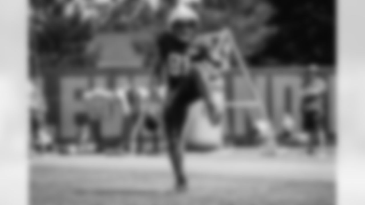 Tight end Zaire Mitchell-Paden (81) during the ninth day of training camp at CrossCountry Mortgage Campus on August 6, 2022.