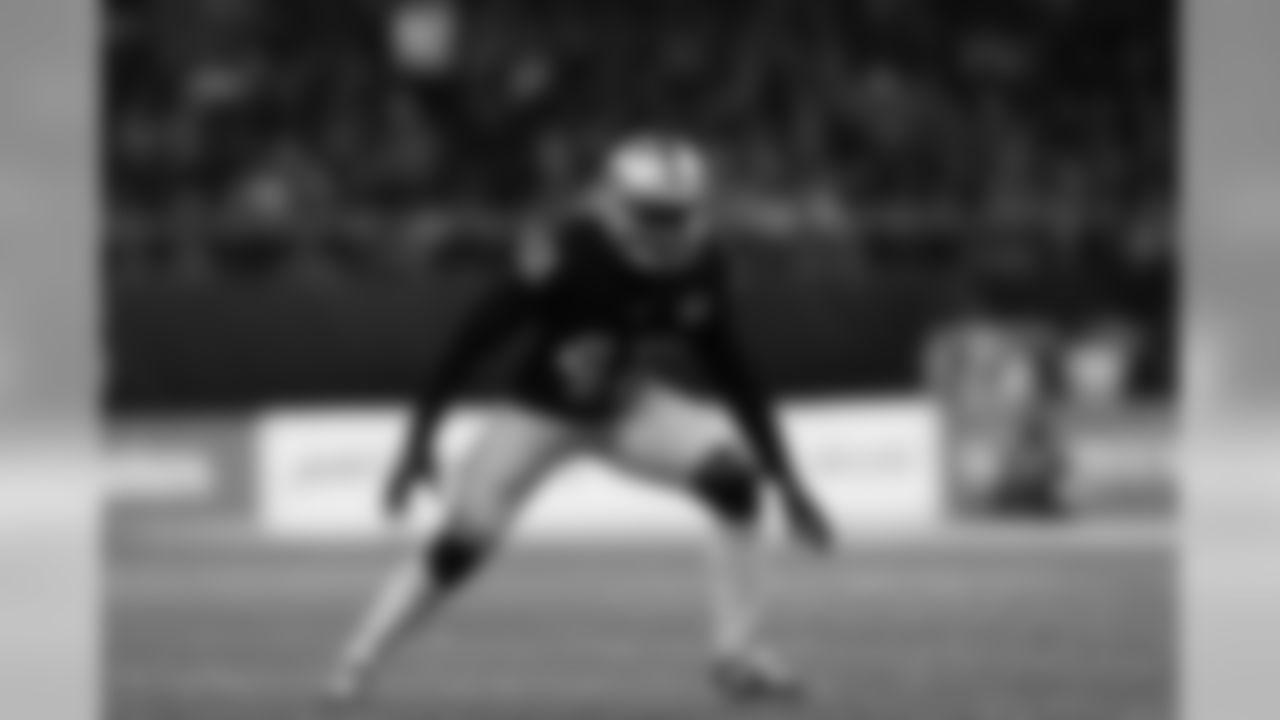 Oakland Raiders cornerback Makinton Dorleant (43) in coverage during an NFL football game against the Chicago Bears, Sunday, Oct. 6, 2019, in London. Oakland won 24-21. (Aaron M. Sprecher via AP)
